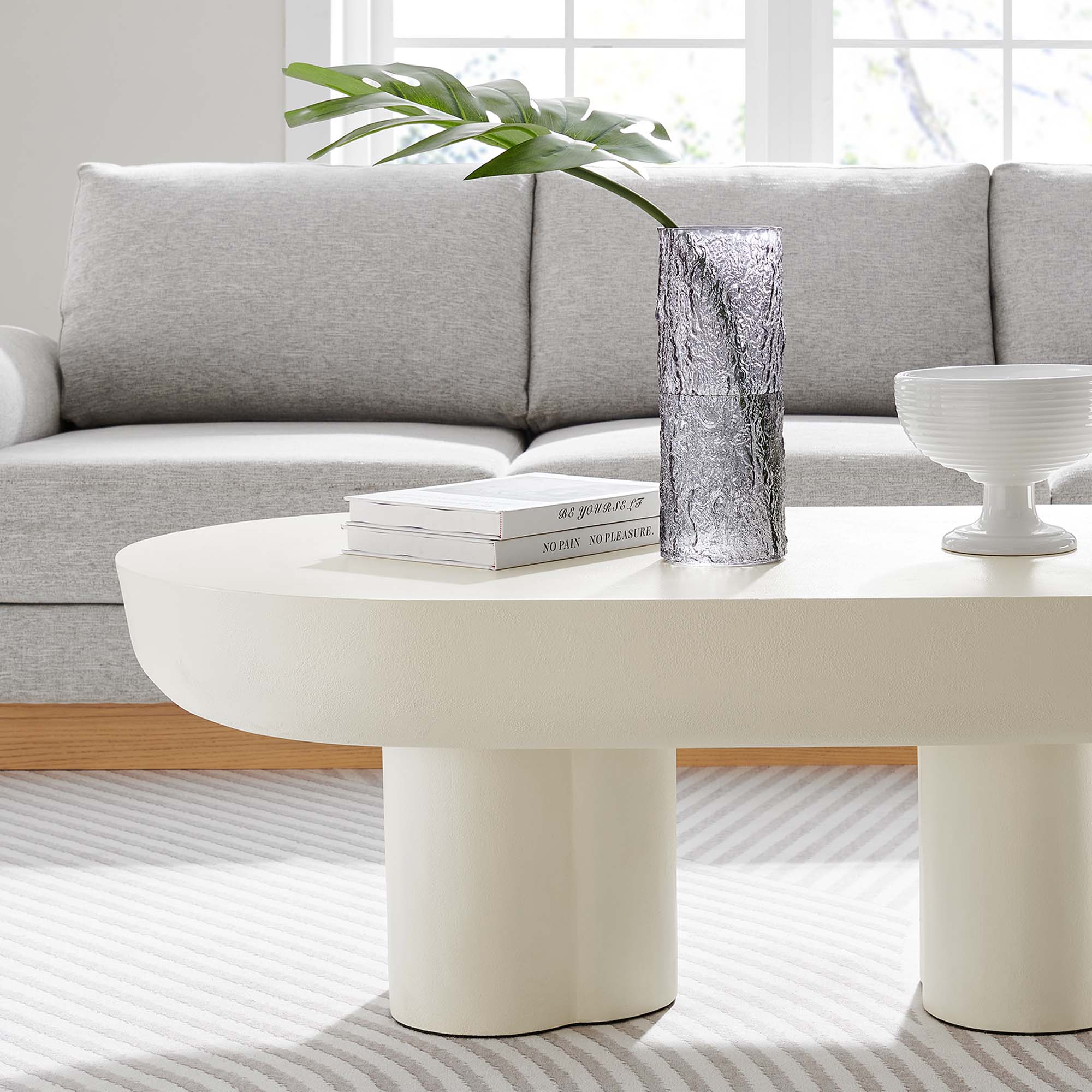 Caspa Oval Coffee Table, white